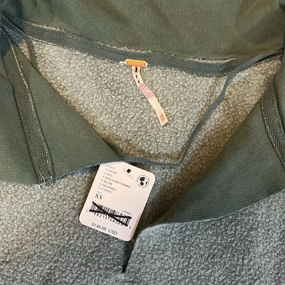 Free People Sidewalk Sweatshirt Size XS NWT